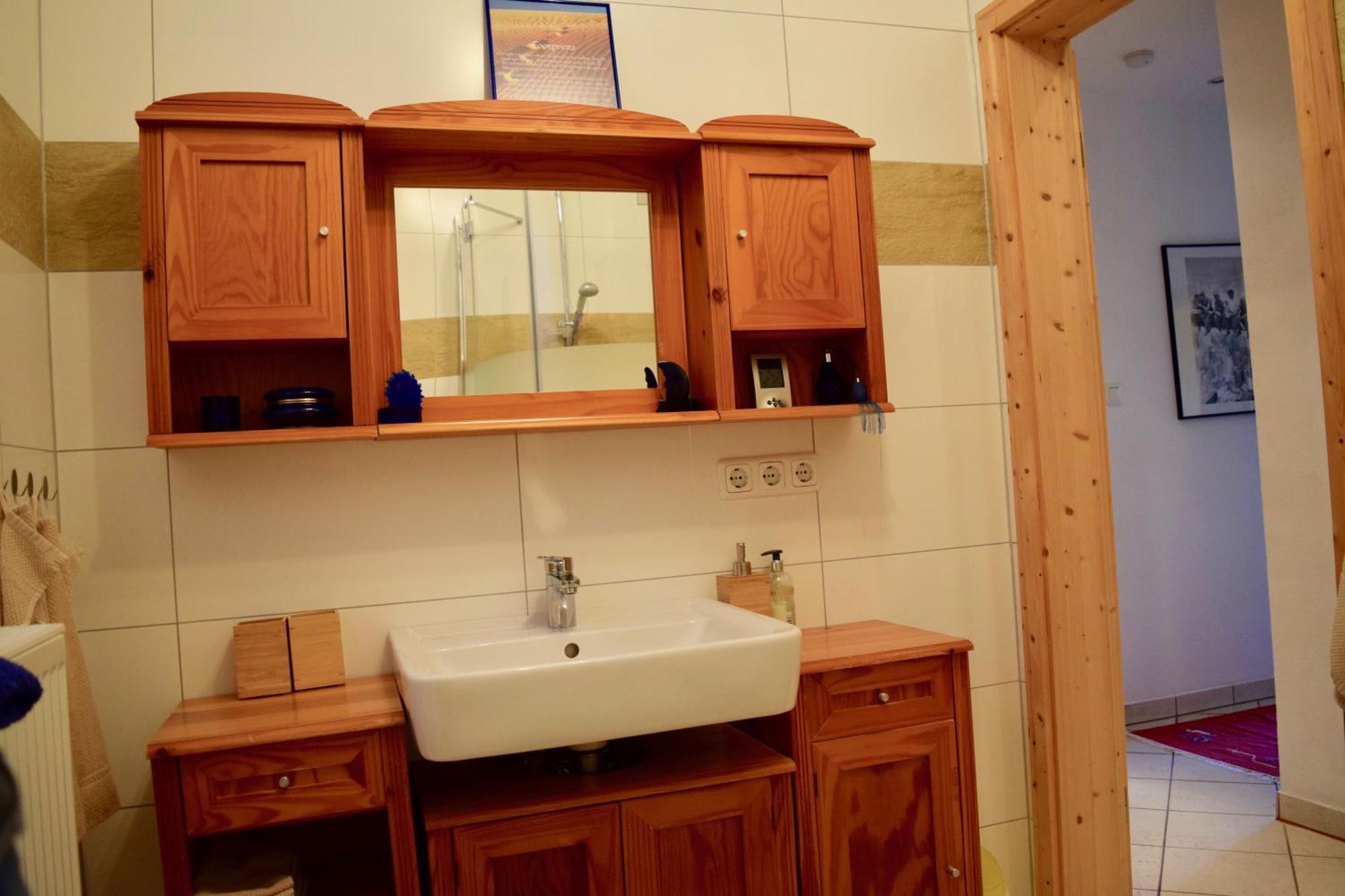 Ferienwohnung Ruth นอยชตัดท์ อัน แดร์ ไวน์ชตราเซอ ภายนอก รูปภาพ