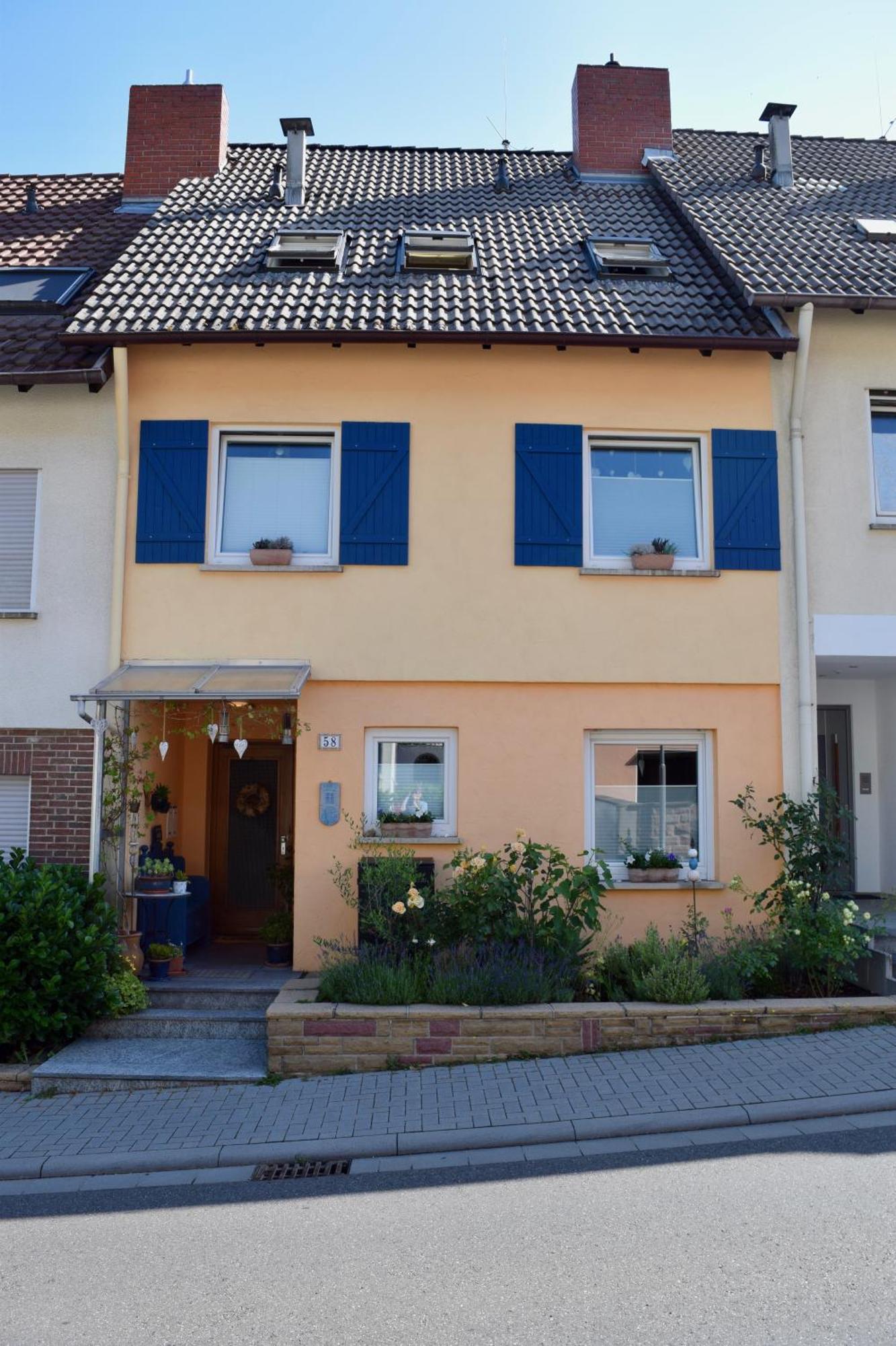 Ferienwohnung Ruth นอยชตัดท์ อัน แดร์ ไวน์ชตราเซอ ภายนอก รูปภาพ